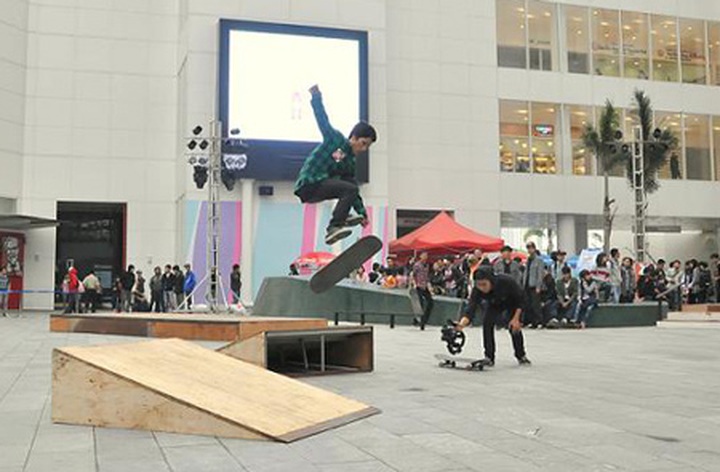 Extreme sporting event attracts Hanoi youths - 5 Extreme sporting event attracts Hanoi youths - 5