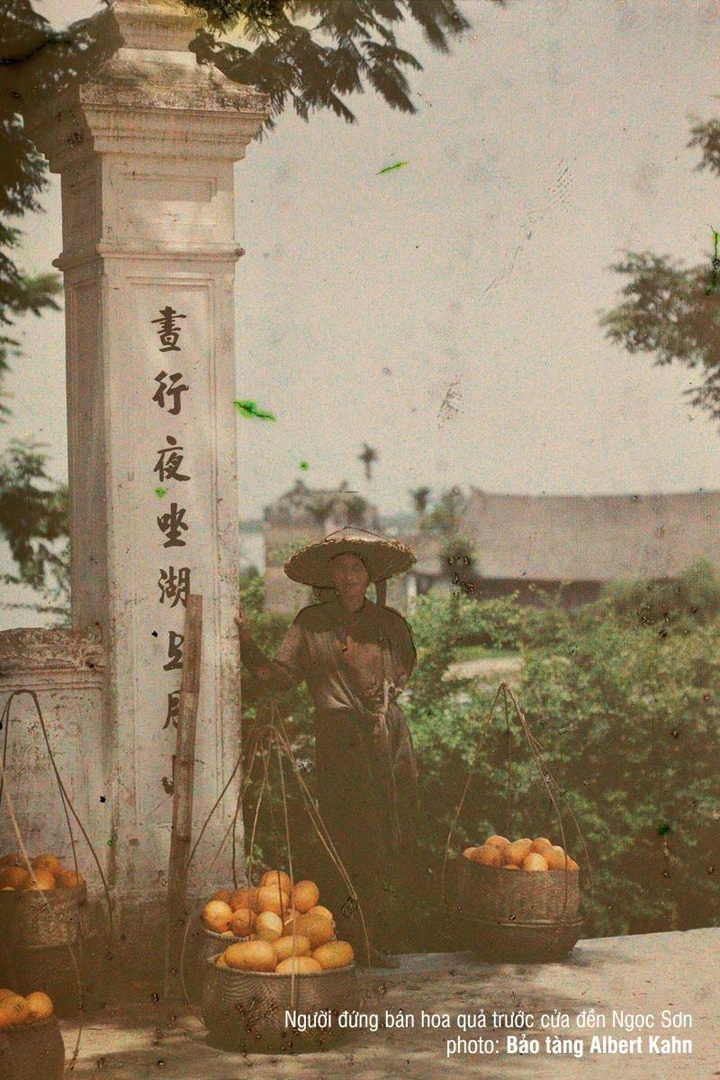 Life in Hanoi decades ago - 3