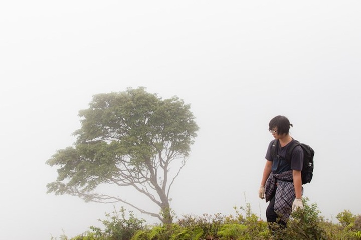 Watching cloud from top of Vietnam’s highest mountain - 7