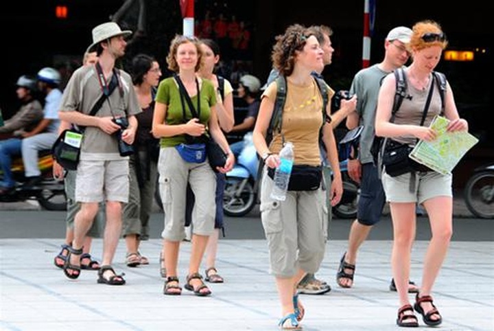HCMC to strengthen protection of foreign visitors - 1