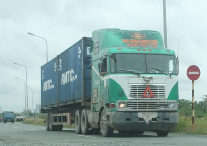 Transport businesses hike prices after petrol rise - 2