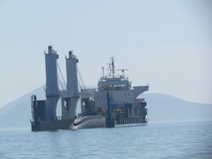 Hanoi Kilo- 636 submarine arrives at Cam Ranh Bay - 5