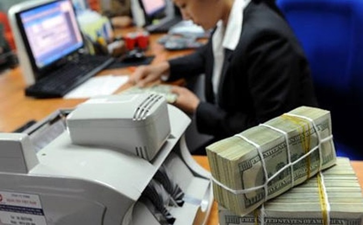 Prime Minister outlines banking reform - 1