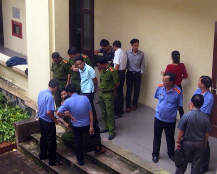 One dead, four injured in shooting spree - 1