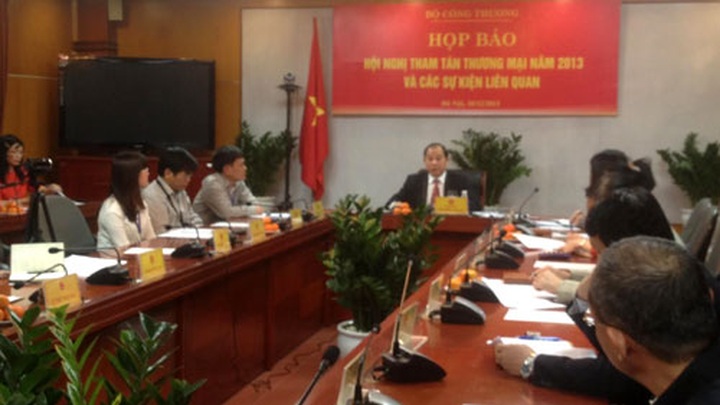 Hanoi, HCMC prepare for Commercial Counselor Conference 2013 - 1