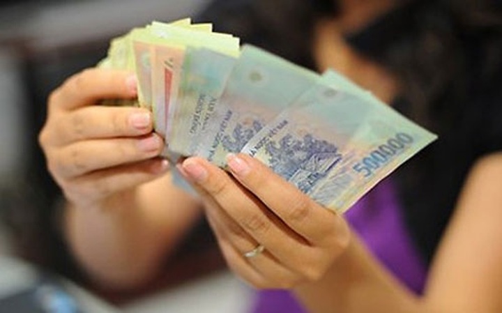 Tet bonuses lower than last year - 1 Tet bonuses lower than last year - 1