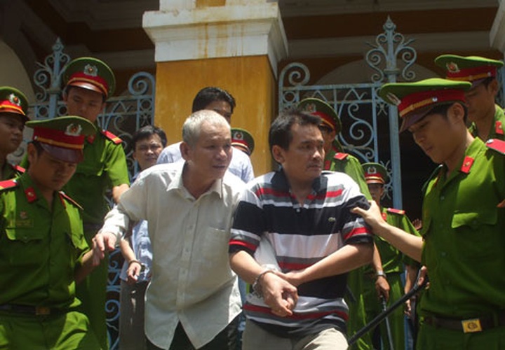 Three sentenced to death for gold robberies and murder - 2 Three sentenced to death for gold robberies and murder - 2