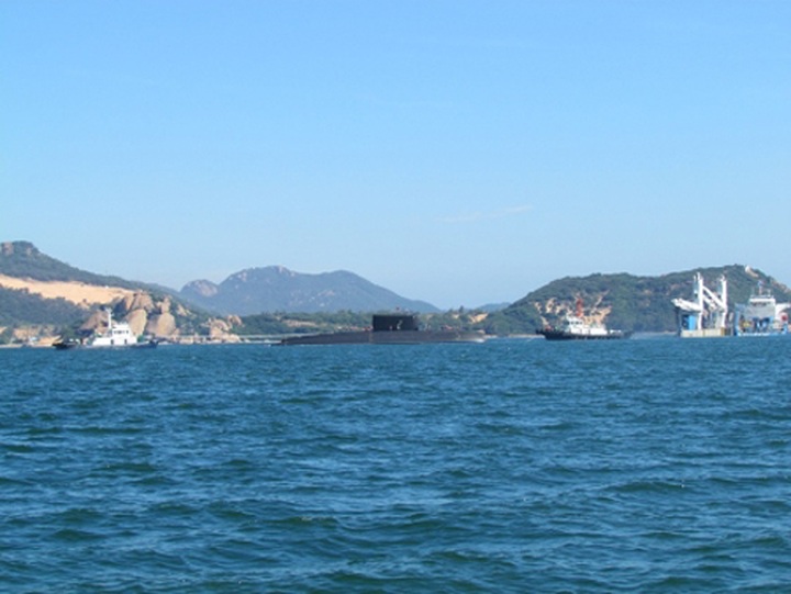 Hanoi Kilo- 636 submarine arrives at Cam Ranh Bay - 10