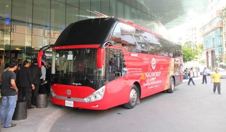 New luxury bus to service HCM City- Phnom Penh - 1