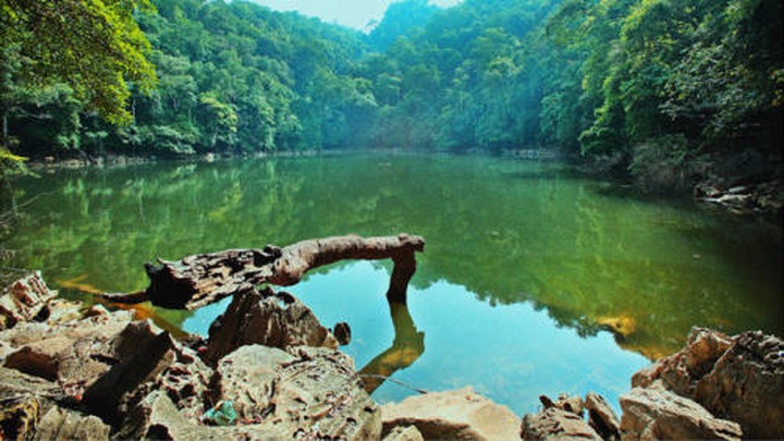 Spain supports Vietnam’s sustainable tourism - 1