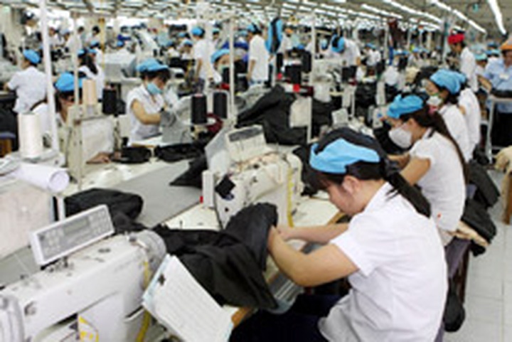 Experts call for corporate tax cut - 1