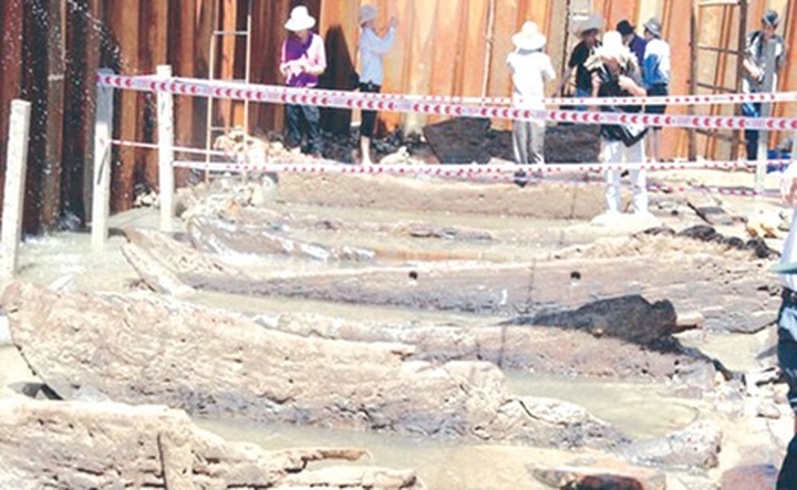 Make or break for ancient wreck - 1