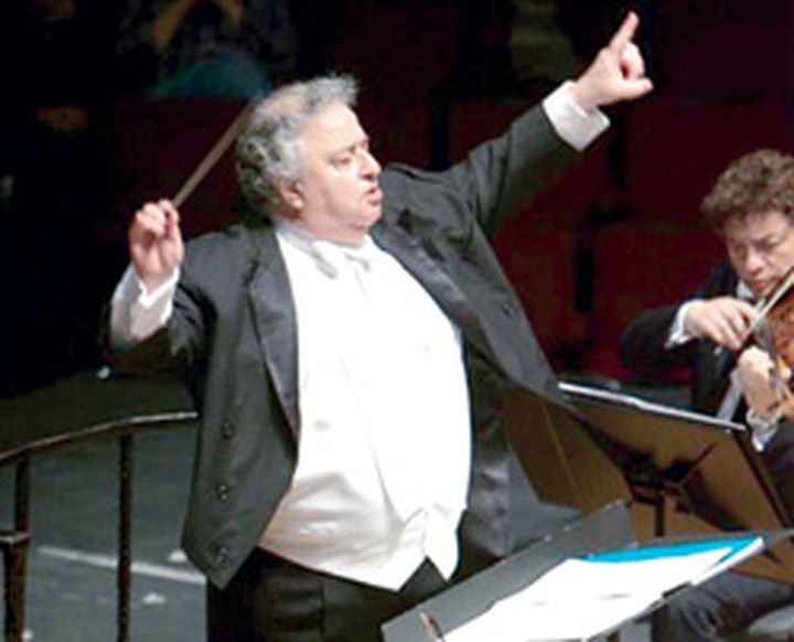 Berliner Symphoniker debuts in Hanoi - 1