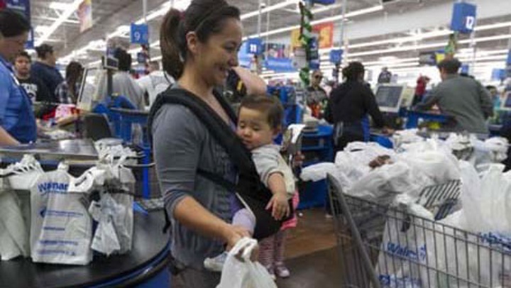 Vietnamese tra fish enters Walmart in US - 1
