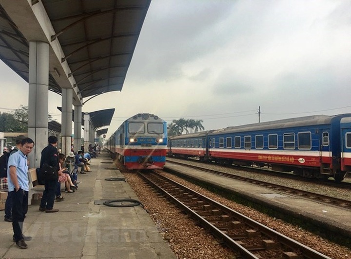 Train tourism promotion programme launched in Da Nang - 1