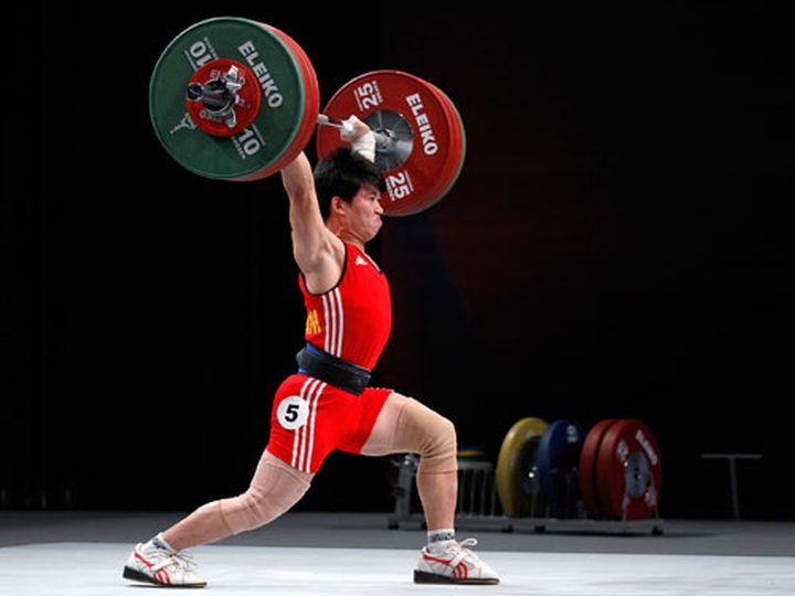 Local weightlifter enters world top three ranking - 1