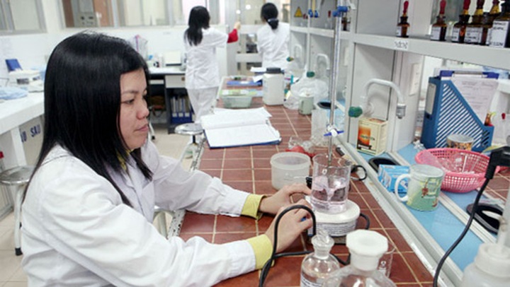 Businesses need to save their bacon - 1