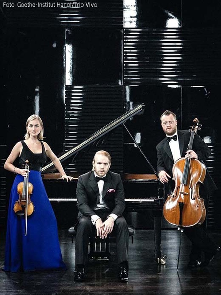 What's on April 2015 (Daily updated) - 4 What's on April 2015 (Daily updated) - 4