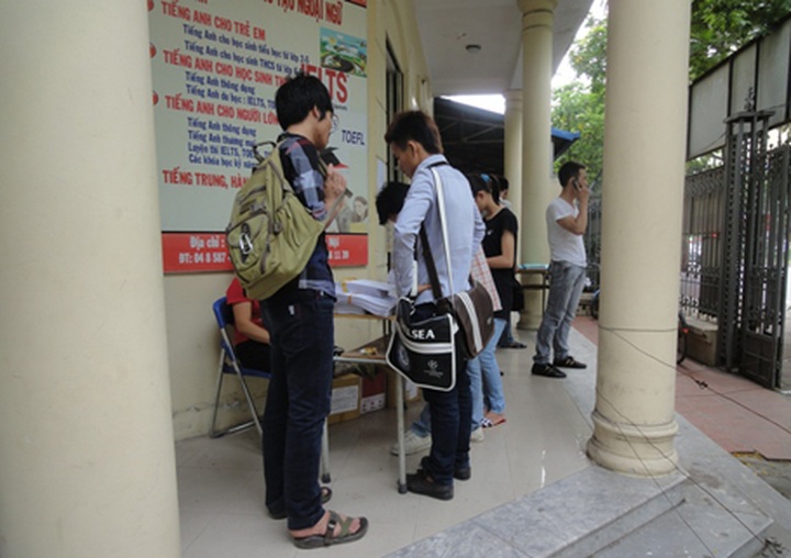 University entrance exam training centres attract students - 1 University entrance exam training centres attract students - 1