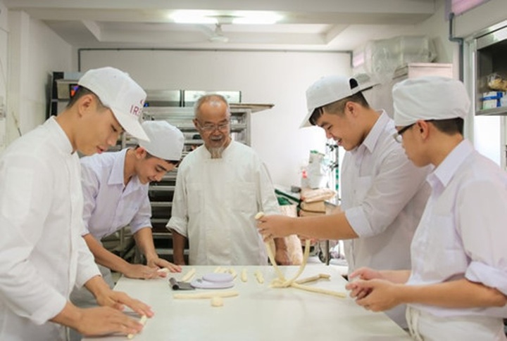 Francis Van Hoi – kind-hearted teacher of poor children - 1