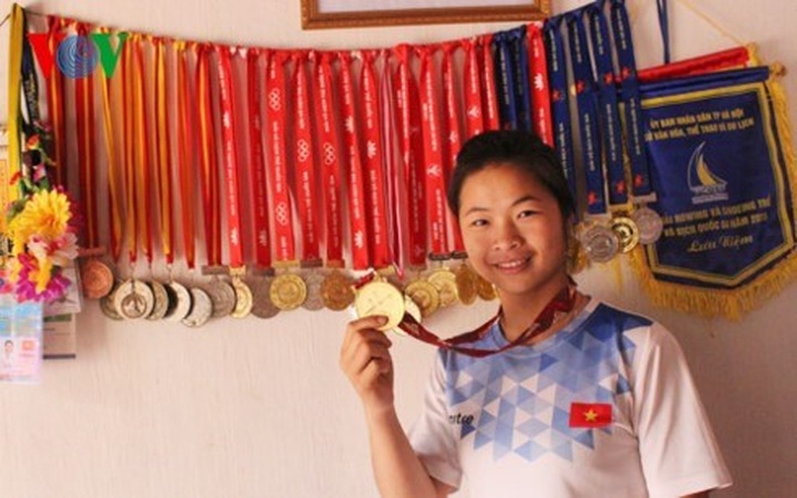 Vietnam has gold medals at int’l women’s canoe tourney - 1