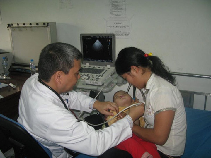 VND19 billion for children with coronary conditions - 1