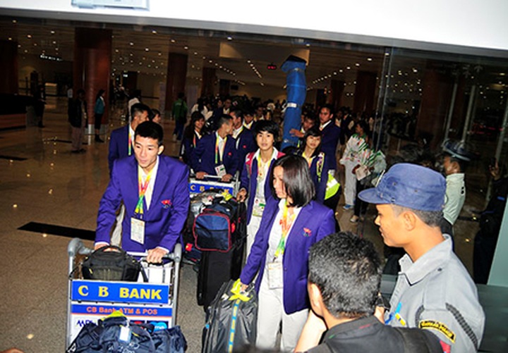 Vietnamese athletes arrive in Myanmar for SEA Games - 5 Vietnamese athletes arrive in Myanmar for SEA Games - 5