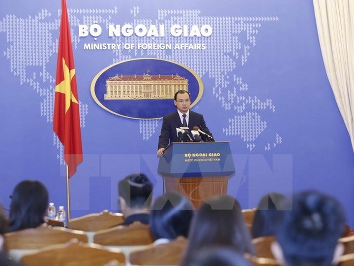 Vietnam opposes Indonesia’s force use against its fishermen - 1