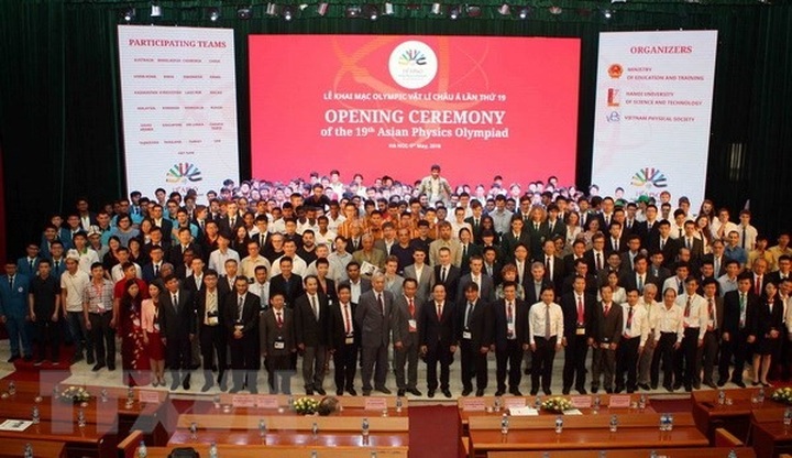 Vietnam bags four golds at 19th Asian Physics Olympiad - 1