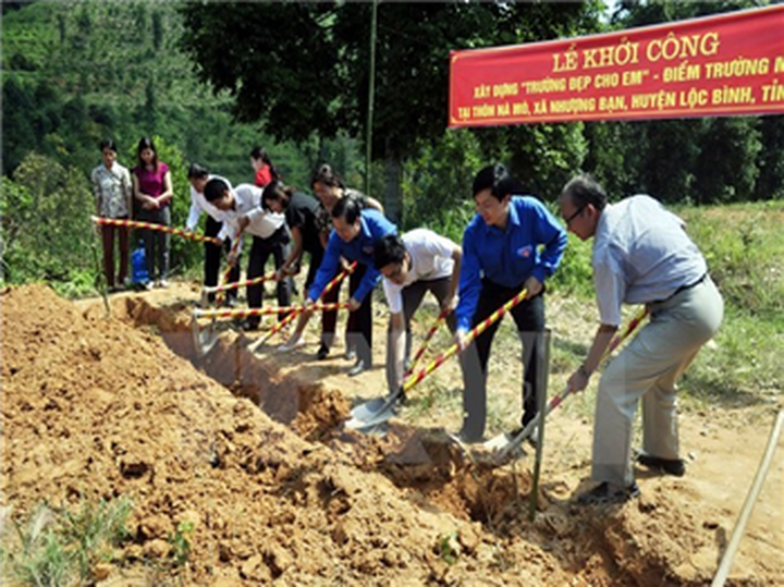Over 31,000 students join volunteer campaign in HCM City - 1
