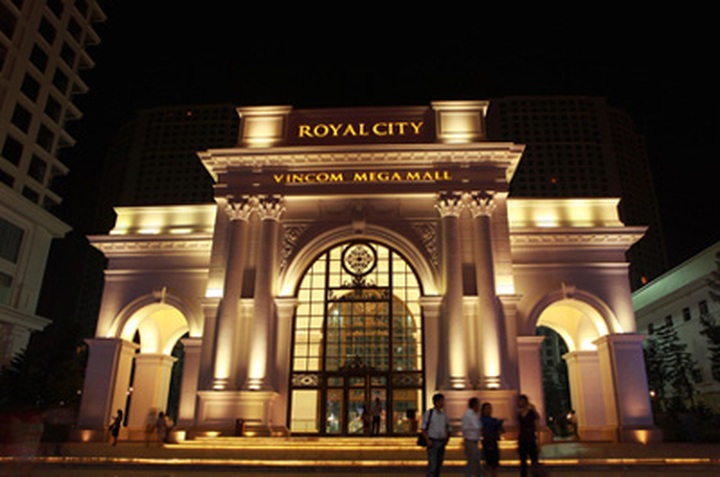 Most romantic Valentine's Day spots in Hanoi - 4