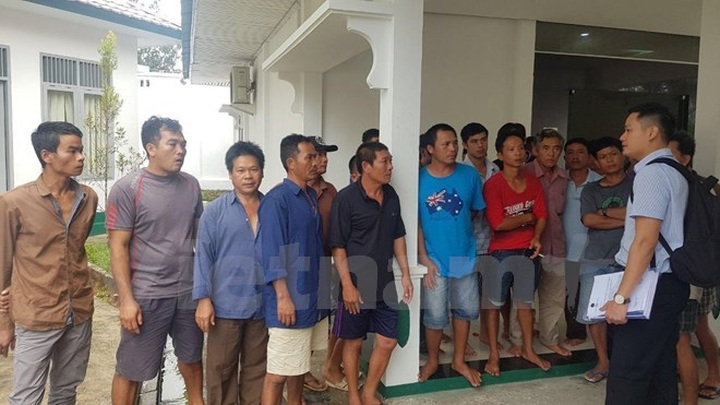 Vietnamese embassy works to ensure justice for sailors in Indonesia - 1