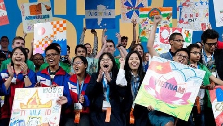 Vietnamese students win prizes at international science contest in US - 1