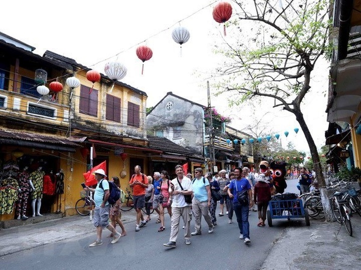 Vietnamese tourism sector aims to enter regional top group - 1