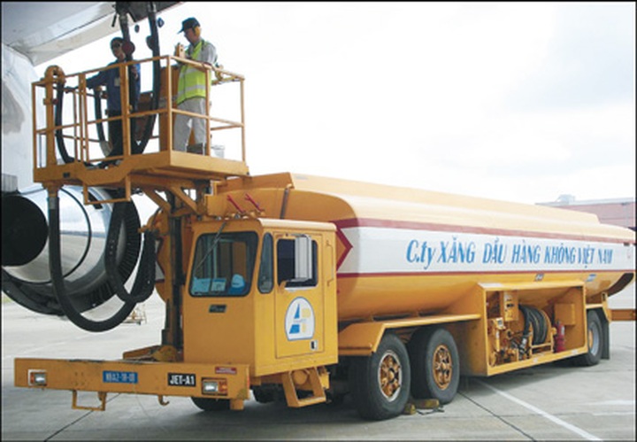 Vietnam Airlines petrol firm prosecuted for fraud - 1