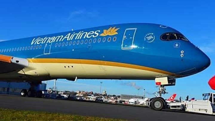 Transport Ministry registers to buy shares of Vietnam Airlines - 1 Transport Ministry registers to buy shares of Vietnam Airlines - 1