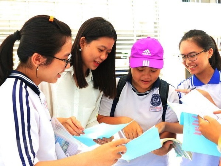 Ha Giang province’s exam cheating scandal revealed - 1 Ha Giang province’s exam cheating scandal revealed - 1