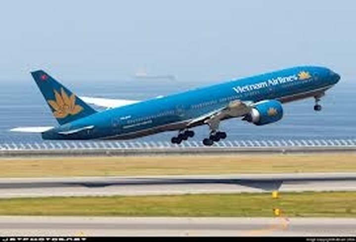 Vietnam Airlines eyes new routes - 1