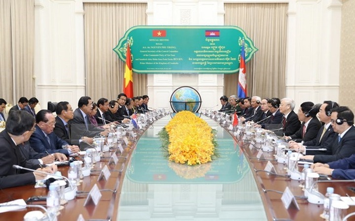 Party chief’s visit charts new course for Vietnam-Cambodia ties - 1