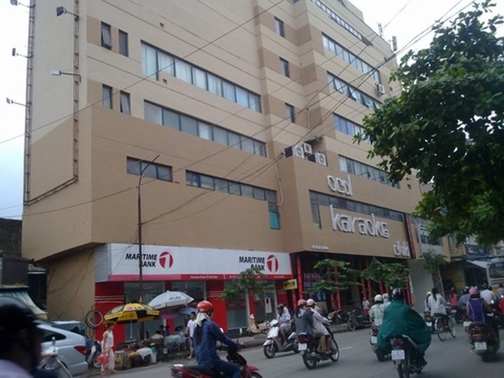 Renovation pushes small traders to hardship - 2