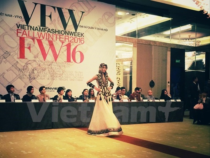 Vietnam Fall-Winter 2016 Fashion Week to open in Hanoi - 1