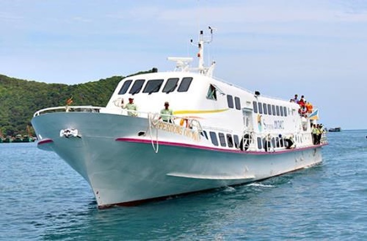Soc Trang operates sea route to Con Dao islands - 1