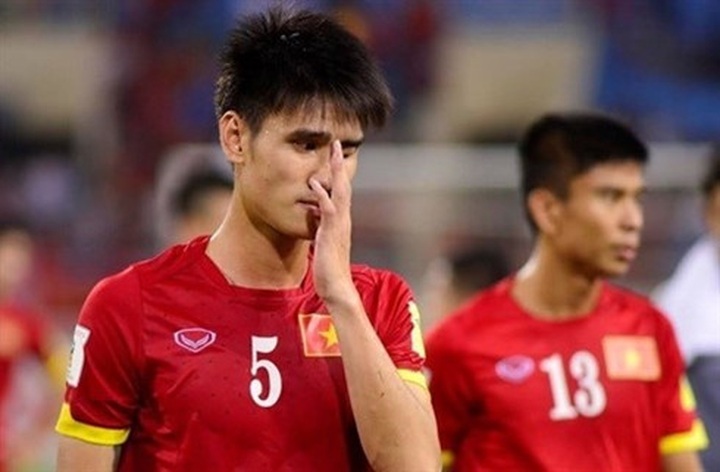 Vietnam football team fall in world rankings - 1 Vietnam football team fall in world rankings - 1