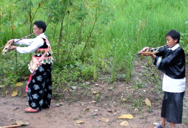 One man's passion to preserve the Mong 'panflute' - 3