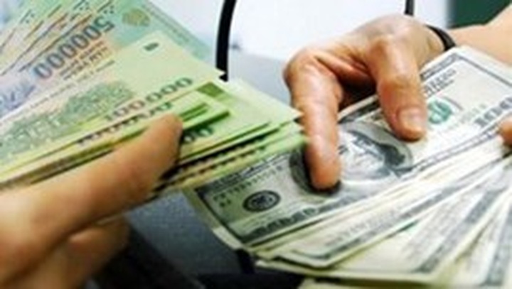 State Bank of Vietnam weakens Vietnamese dong by 1% - 1