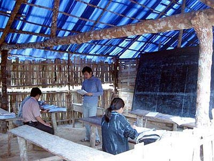 Vietnam still has more than 1.5 million illiterates - 1