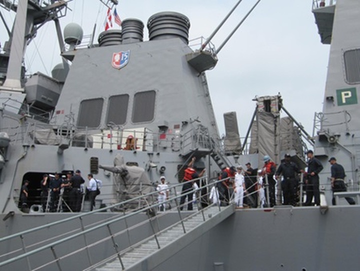 US, Vietnam begin naval engagement activity - 1