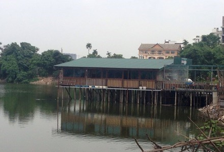 Illegal constructions found near West Lake - 1