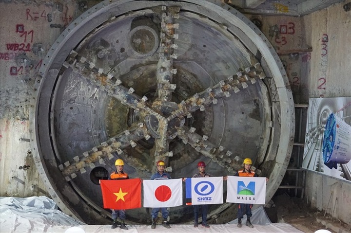 Second metro tunnel in HCM City completed - 1