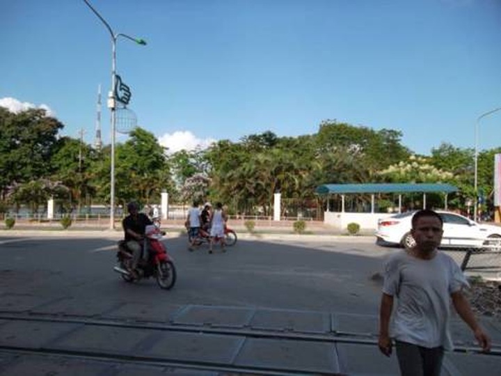 Expensive pedestrian tunnels remain neglected - 3